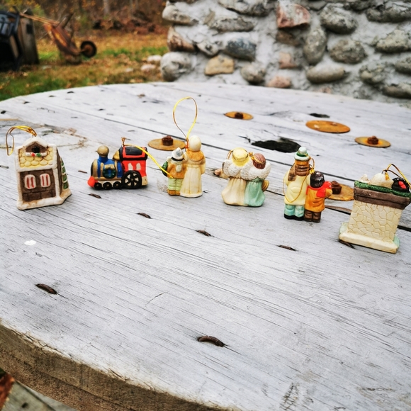 Vintage Bisque Porcelain Hand-painted Christmas Ornaments ~ Set of 6 - Picture 8 of 16